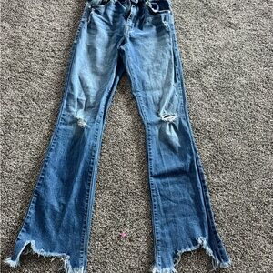Stylish Blue Distressed Women Jeans